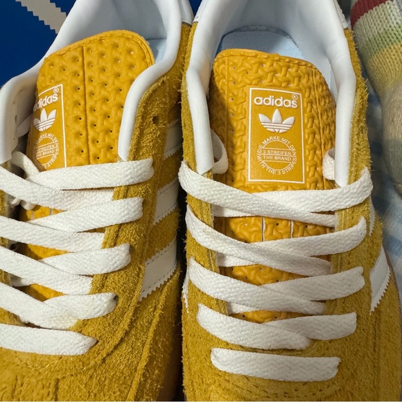 Adidas women’s sneakers - Picture 6 of 8